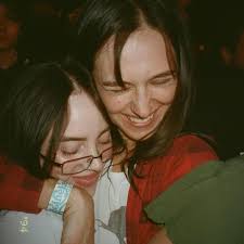 Devon Lee Carlson new Billie Eilish song : r/LAinfluencersnark