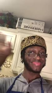 Darius Cooks Cupcake Business