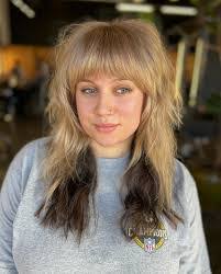 Taryn Sneed's Instagram, Twitter & Facebook