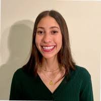 Danielle Reich's Instagram, Twitter & Facebook