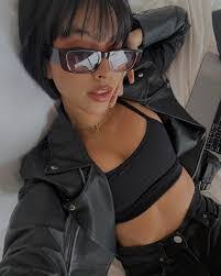 Karla Michel's Instagram, Twitter & Facebook