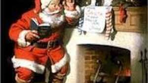 Mos craciun calatoreste cu o sanie trasa de reni si aduce daruri copiilor, coborand prin hornurile caselor. Mos Craciun A Fost Inventat Mobile