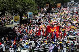 緬甸軍方1日發動軍事政變，國務資政兼外交部長翁山蘇姬（aung san suu kyi）、總統溫敏（win myint）遭拘捕，軍政府更依據憲法發布緊急狀態令，大權. A1cqwunzujbbum