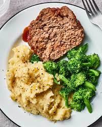 She wrote the cookbook to supply one cannot fully enjoy meatloaf without a side of mash, but this time around we skipped the mashed potatoes and opted for serena's recipe of mashed. 40 Meatloaf Side Dishes What To Serve With Meatloaf Kitchn