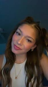 Hailey Gonzalez Singer