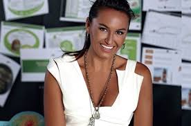 Eda taşpınar, 1 mayıs 1980 tarihinde i̇stanbul'da doğmuştur. Eda Taspinar Kimdir Kac Yasindadir