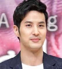 She starred in the sbs drama secret garden, in the role of oska's mother. Dare Mi Voto Para Kim Ji Seok Estrella Del Mundo Clasificacion