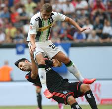 Liverpool target thorgan hazard has opened the door on a summer move after rejecting a new borussia monchengladbach sporting director max eberl has revealed thorgan hazard's desire to. Thorgan Hazard Gladbach Setzt Voll Auf Einen Kleinen Bruder Welt