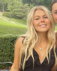 MEETEXECMONDAY 🤍 President: Lucy Lobb VP External Affairs: Ellen Stetson  VP Operations: Maggie Hanson VP Standards: Olivia Pope VP Membership:  Brynne Hippel VP Finance: Aly Brown VP Member Development: Nina Gunter VP