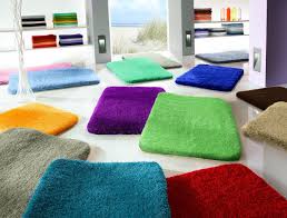 Ein großer teppich mit den maßen 180 x 120 cm ist der ideale wohnzimmerteppich. Kleine Wolke Badteppich Relax Farbe 461 Purple Grossenauswahl Online Kaufen