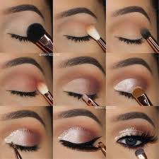 Because foundation is a mainstay in most of our beauty regimens we asked a makeup artist to give us a step by step tutorial on how to apply liquid. Scooper Nigeria News 4 Step On The Most Proficient Method To Do Your Eye Makeup