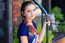 This weekend is all about kicking back and having fun, which under no circumstances involves stressing out about your hair. 3 Minute Scarf Braid 4th Of July Hairstyles Cute Girls Hairstyles