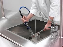the best type of faucet for your sink