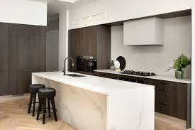 The use of our current samples gives the colour and finish that a customer would expect to receive. Bench Mark Our Guide To Benchtops Kinsman Kitchens