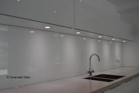 glazen keuken achterwand overveld glas breda keuken achterwand keuken keukenwand