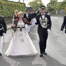 Julia klöckner und ehemann ralph grieser hochzeit in südafrika. Karsten Strugholtz Schneller Konig In Waldhausen Warstein