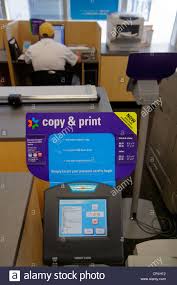 Find a variety of create your own business card templates and many predesigned options that are simple to customize, proof, and order when it's most convenient. Florida Miami Beach Fedex Kinko S Office Copy Center Centre Self Service Printing Copier Insert Credit Card Instructions Fl120503002 Stock Photo Alamy