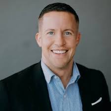 Morgan Ward's Instagram, Twitter & Facebook