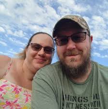 I know someone looking for a job that has a background. He is needing days  due to needing a ride. He has a great driving record, but doesn't have a  car yet.