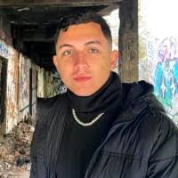 Xavier Magallanes's Instagram, Twitter & Facebook