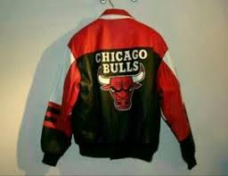 Our nfl signed memorabilia also features a rich heritage of legends like john elway of the denver broncos, troy aikman of the cowboys, miami dolphins star dan marino , bo jackson of the raiders. Chicago Bulls Jacke Ebay Kleinanzeigen