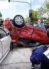 Ferrovie federali svizzere) merupakan sebuah perusahaan kereta api nasional swiss. Suzuki Swift Rempuh 3 Kenderaan Berhenti Di Lampu Isyarat Pemandu Maut Wapcar