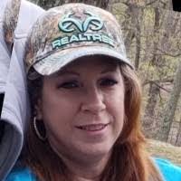 Karen Cash's Instagram, Twitter & Facebook