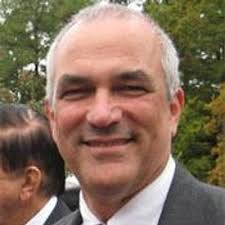 Raymond Burt (@rlburt8)