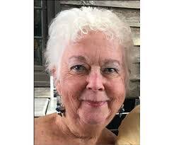 Maureen Devoe's Instagram, Twitter & Facebook