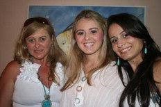 Jovem de 23 anos morta em acidente na BR-101 é sepultada em Tubarão