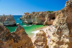 Der strand befindet sich an der bahnstrecke zwischen lissabon und cascais. Reiserouten Portugal Eigenreise De