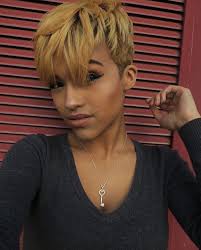 Court coupe des cheveux coiffure : 1001 Idees Coupe Tres Courte Femme La Tendance Qui Court