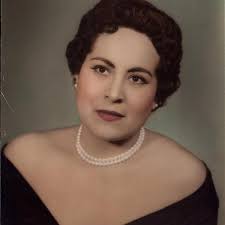 Mary Baeza's Instagram, Twitter & Facebook