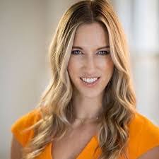 Kimberly Sweeney's Instagram, Twitter & Facebook