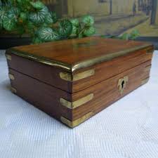 Beautiful Wooden Box Trimmed In Brass With Lock No Key Wooden Boxes Beautiful Wooden Boxes Wooden