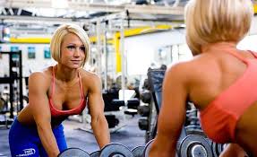 The female hormone oestrogen affects collagen synthesis, making women's joints laxer, easier to injure and slower to repair than men's, says physical therapist jessica hettler. Shoulder Exercises Women Can Do To Look Sexy Muscles For Women