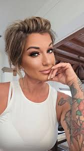 Debating if I wanna go back to st. Louis 😆