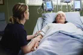 Mais quelques jours plus tard, callie vire arizona de son appartement, où elle vivait jusqu'ici. Pin By Isabelle Robinson On Chasing Cars In 2021 Arizona And Callie Greys Anatomy Callie Greys Anatomy