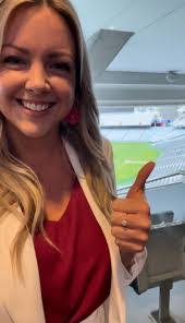 Melissa Grainger's Instagram, Twitter & Facebook