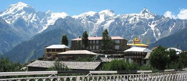 Amritsar to Dharamshala Taxi Service