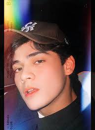 Anton Harden Oficial