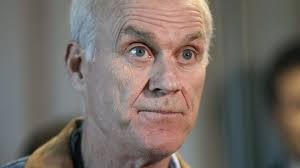 Pentagon chief fires Navy secretary over SEAL controversy