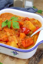Vegetarischer Bauerntopf Kitchensplace Rezept In 2020 Vegetarisch Gemusegerichte Lebensmittel Essen