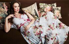 Her mother madhavi is an indian actress who appeared in over 300 films including. Evelyn Sharma On Her Mixed Identity Saying No To Degrading Roles Written For Foreign Girls