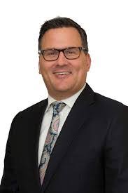 Bernadette Leone's Instagram, Twitter & Facebook