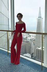 .emma watson fondos, emma watson 2020, emma watson frases, emma watson dress, emma watson icon, emma watson pixie, emma watson emma watson's dior dress tells an entire story: Pin By Sarah Wassila On Emma Watson Emma Watson Outfits Emma Watson Style Fashion