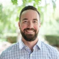 Justin Squires's Instagram, Twitter & Facebook