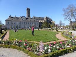 Ver todas as avaliações de 385. Jardin De L Eveche Limoges Passionnement