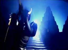 Dahulu kala, suku gurongi meneror linto (リ ン ト rinto?). Kamen Rider Kuuga Episode 1 Part 1 Youtube