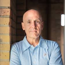 Richard Weeks's Instagram, Twitter & Facebook